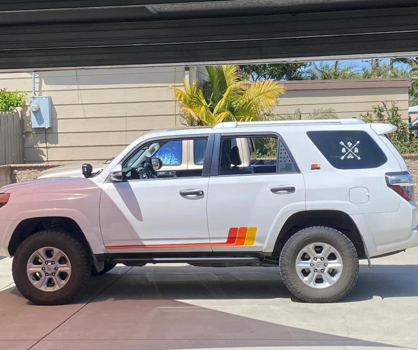 TOYOTA 4runner door side stripe decal - Universal fit