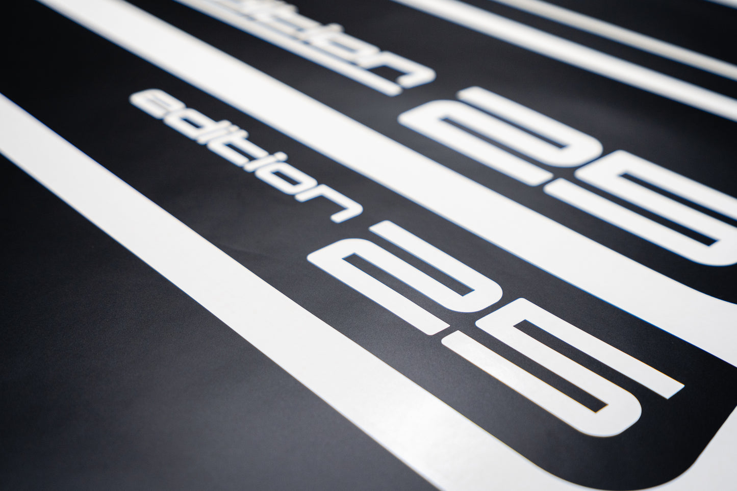 Volkswagen van - Edition 25 side stripe decal